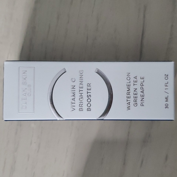 VITAMIN C BRIGHTENING BOOSTER- Clean Skin Club - Picture 2 of 3